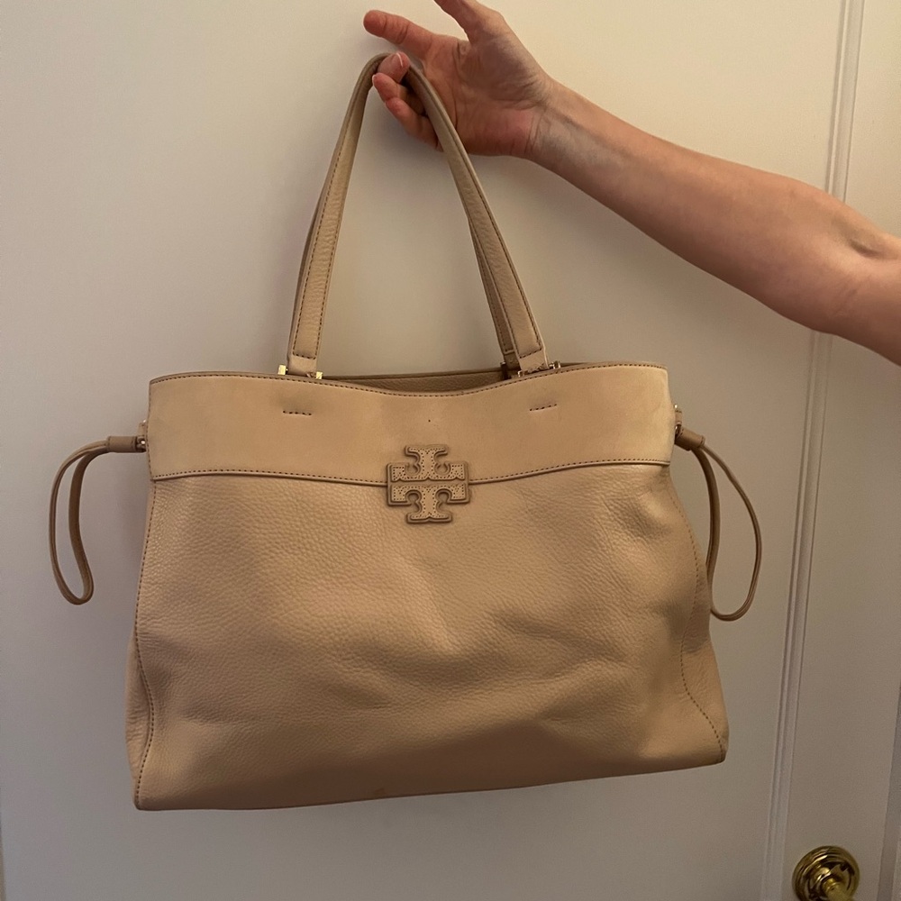 Tory Burch Tote light pink/ sand/ tan color